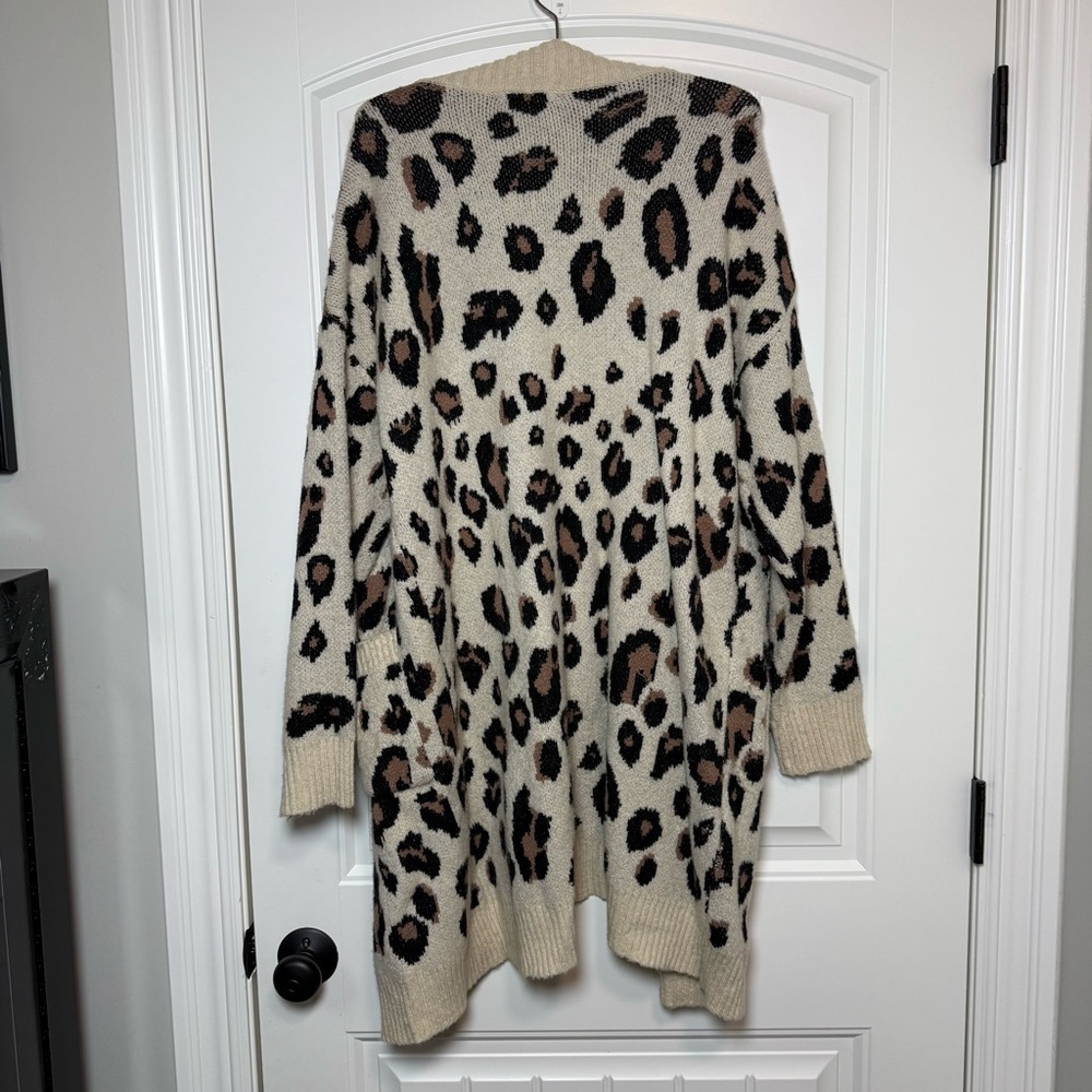 In loom Cream and Brown Animal Print Cardigan - Picture 3 of 5